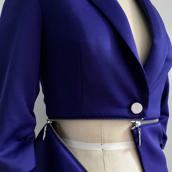 Blazer - Picture 4 of 6